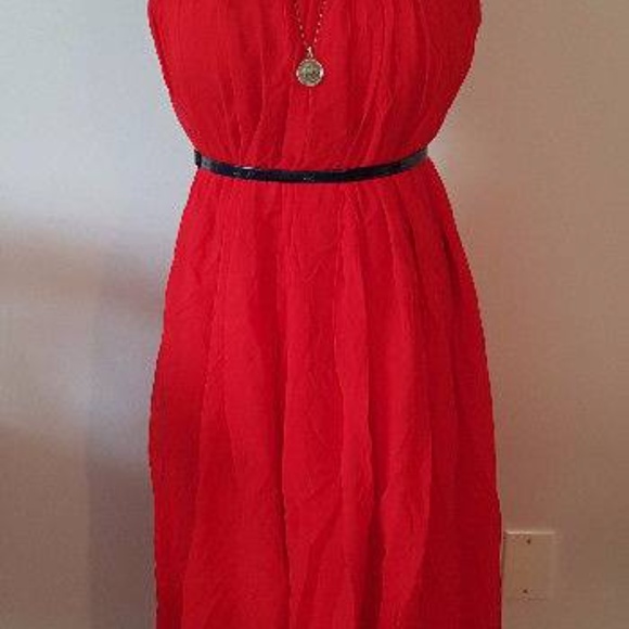 Vero Moda Very Red Sisse Tube Bustier Strapless Maxi Dress with Belt (S/… - Picture 2 of 4